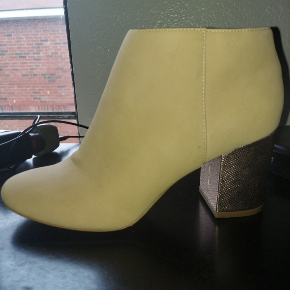 Chunky heel boots